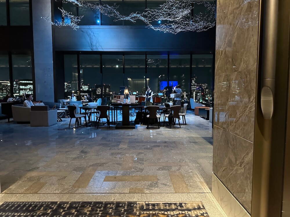 メズム東京ロビー